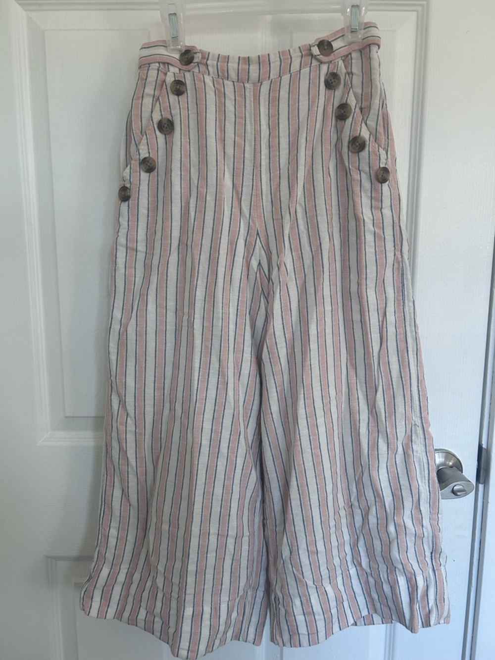 American Eagle Outfitters Pink and Blue Striped Capris